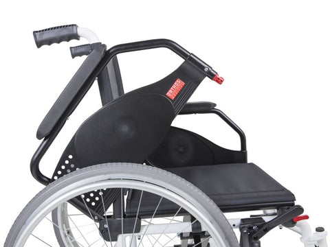 Sedia a rotelle Latina Compact