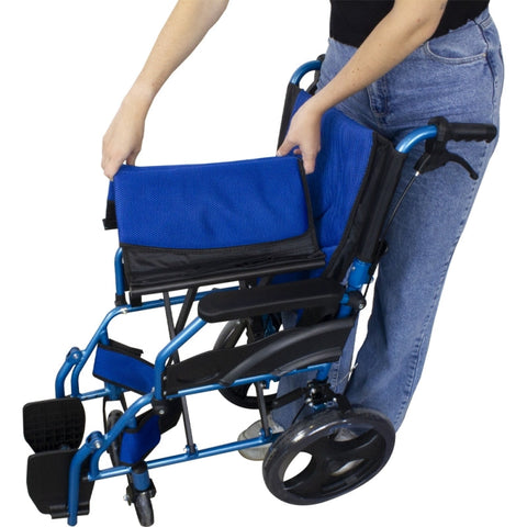 Silla de ruedas plegable de aluminio con frenos en los manillas, color azul